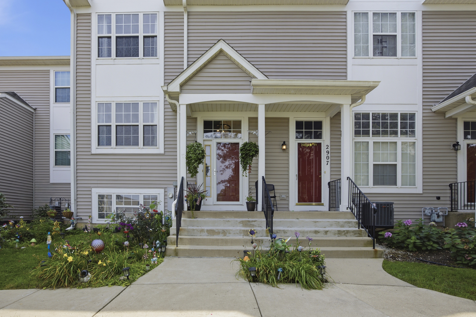 2905 Shelly Lane