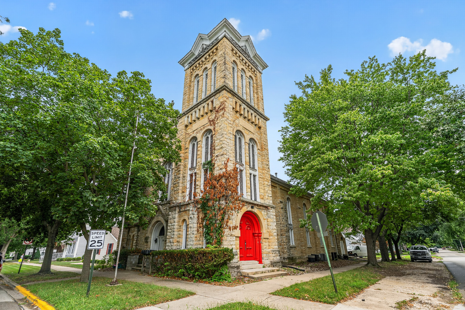 300 W Jefferson Street