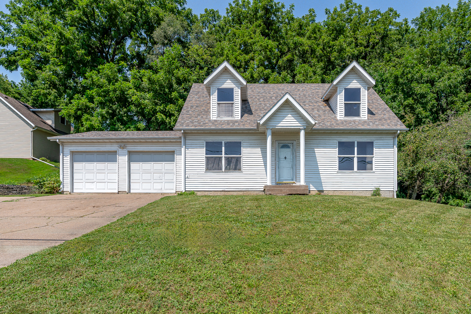 1148 Valley Drive
