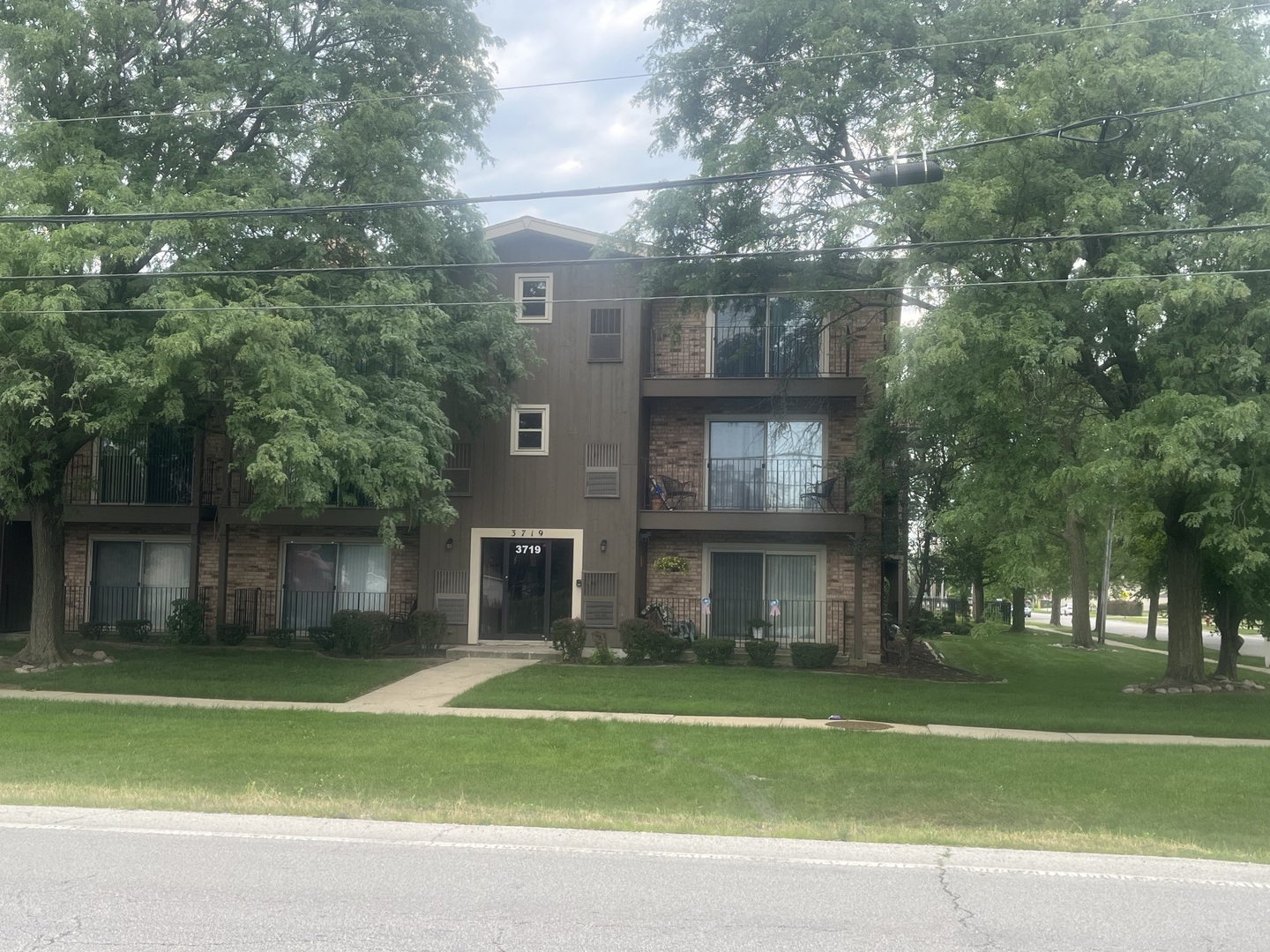 3719 W 119th Street