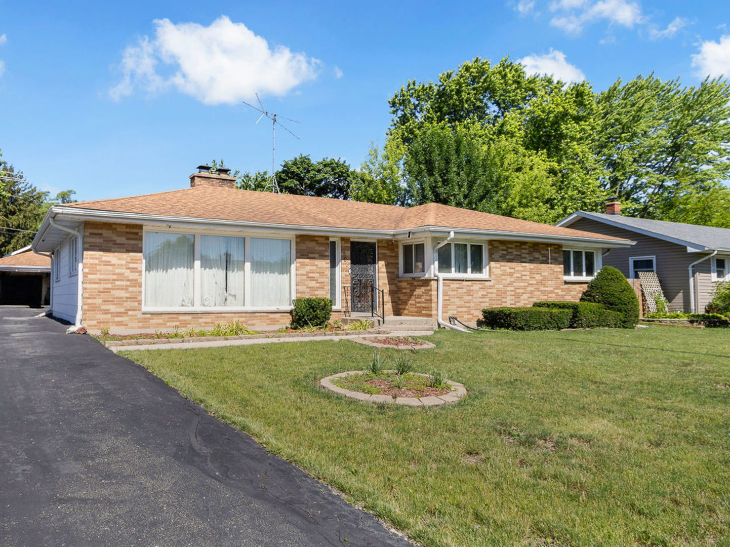 508 N Metropolitan Avenue