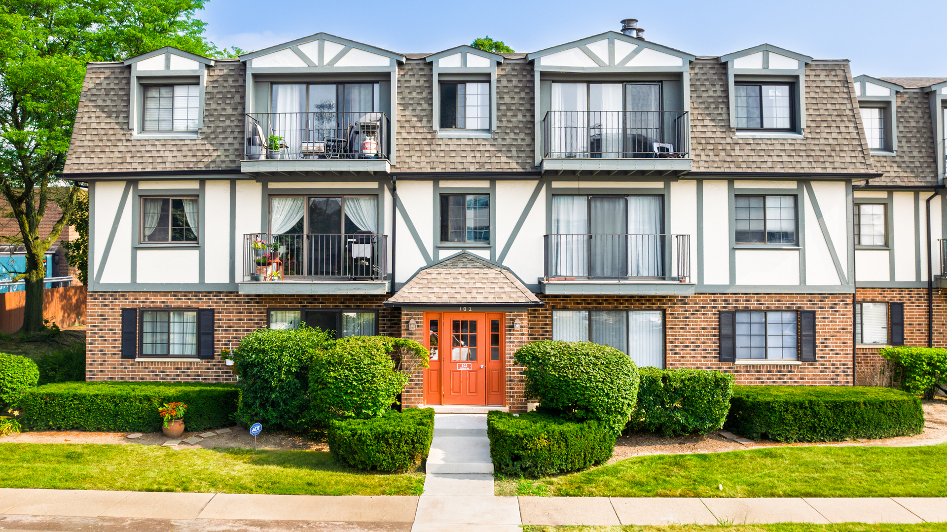 102 STEEPLE Drive
