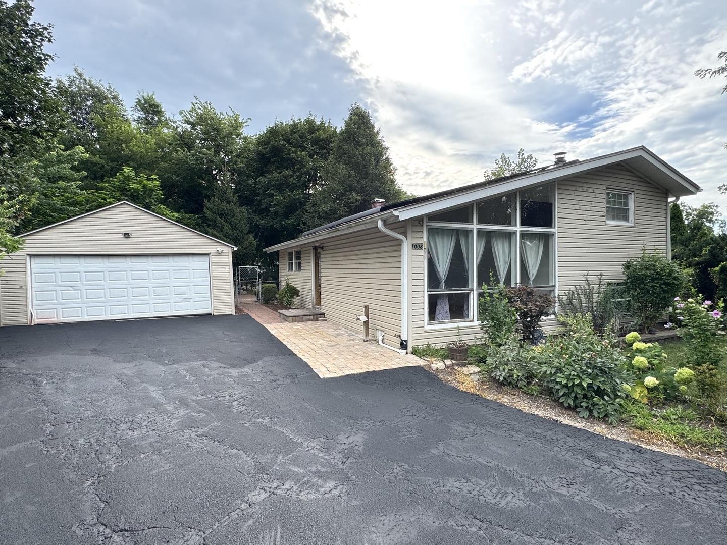 1008 Adams Court