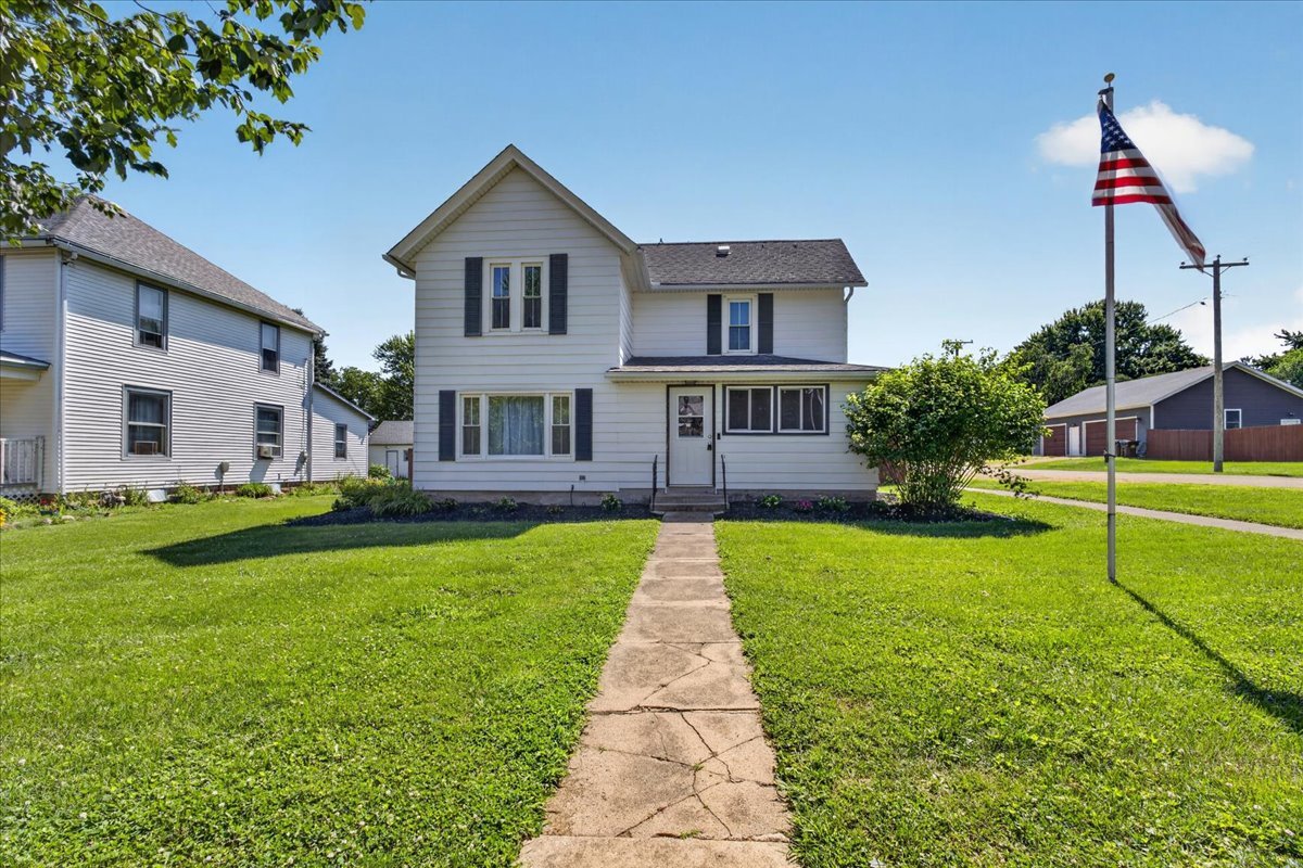 411 Main Street