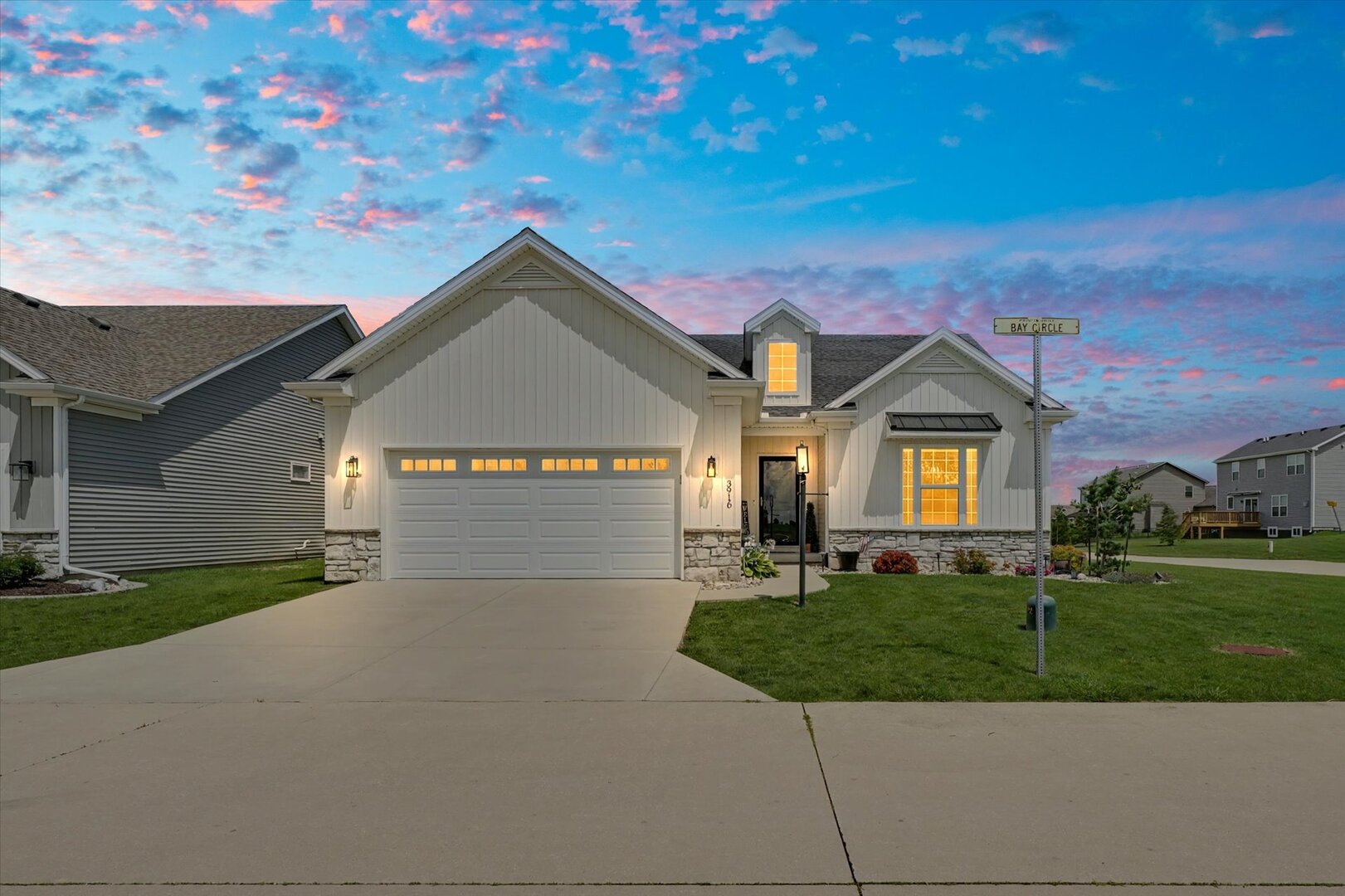 3916 Bay Circle