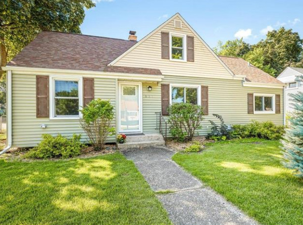 631 Sheridan Drive