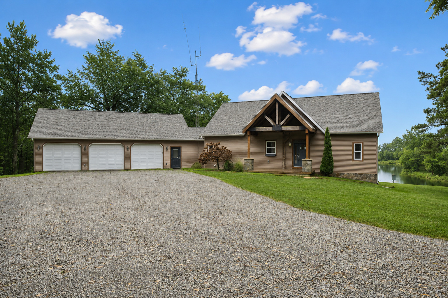 1115 HILLTOP Lane