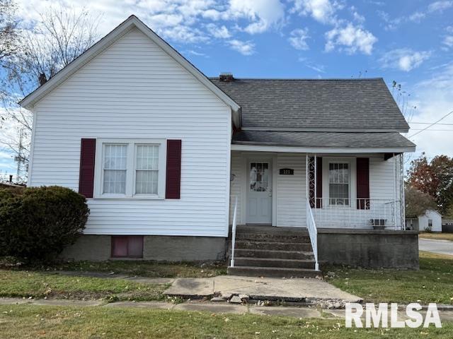 121 N 9TH Street