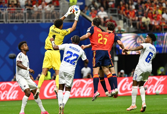 Cape Verde's Historic World Cup Draw: Vozinha's Heroic Goalkeeping Stuns Spain