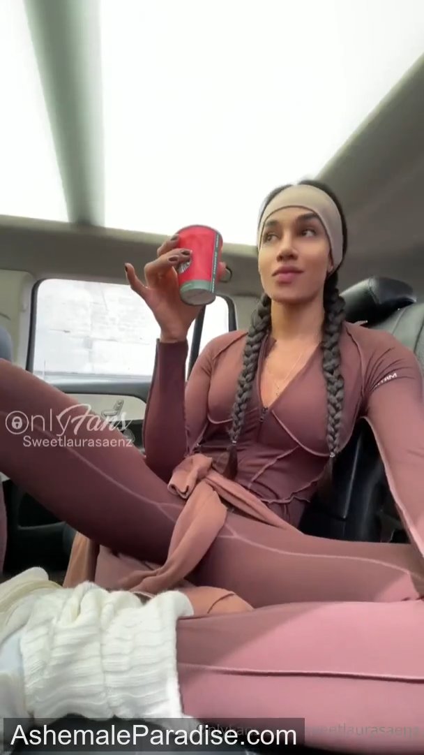 Laura Saenz aka sweetlaurasaenz   11 20 2025 OnlyFans Video   Whats your favorite coffee   XXX shemale video available for online viewing on X tg thumbnail