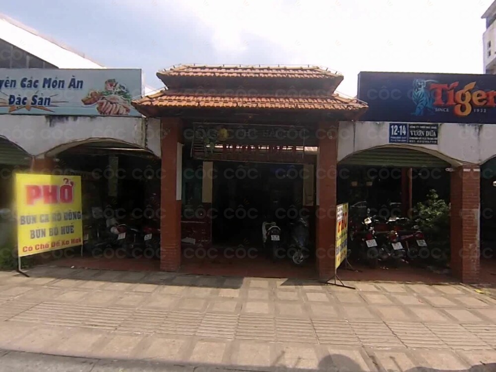 12 Phan Đình Giót