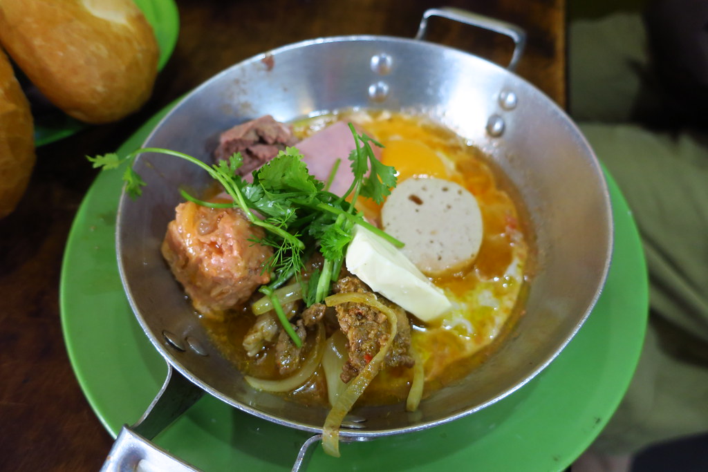 8 Đặng Trần Côn