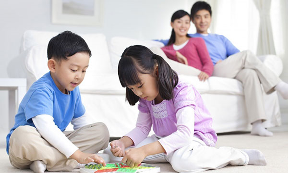 Anh Em Trong Nhà: Mối Quan Hệ Vững Chắc, Hỗ Trợ Tương Thân