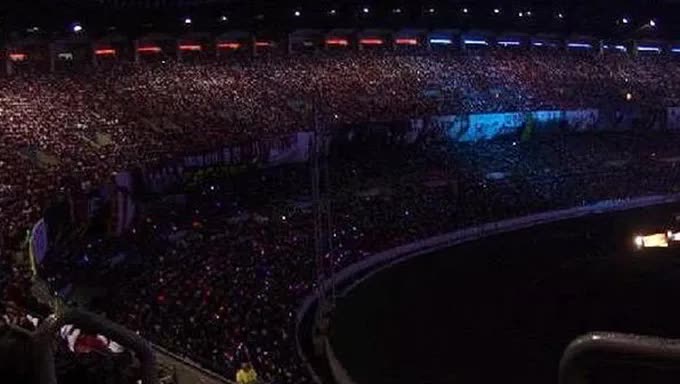 Biển Đen Kpop Là Gì? Gallery 2