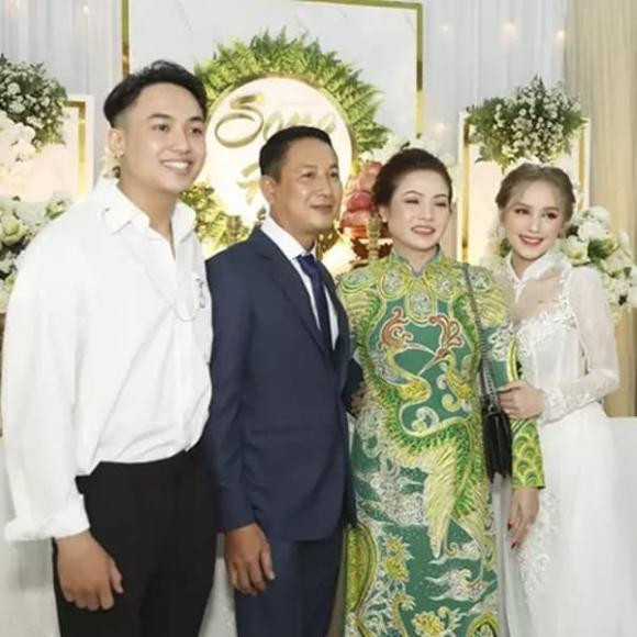 Anh Trai Xoài Non Là Ai?