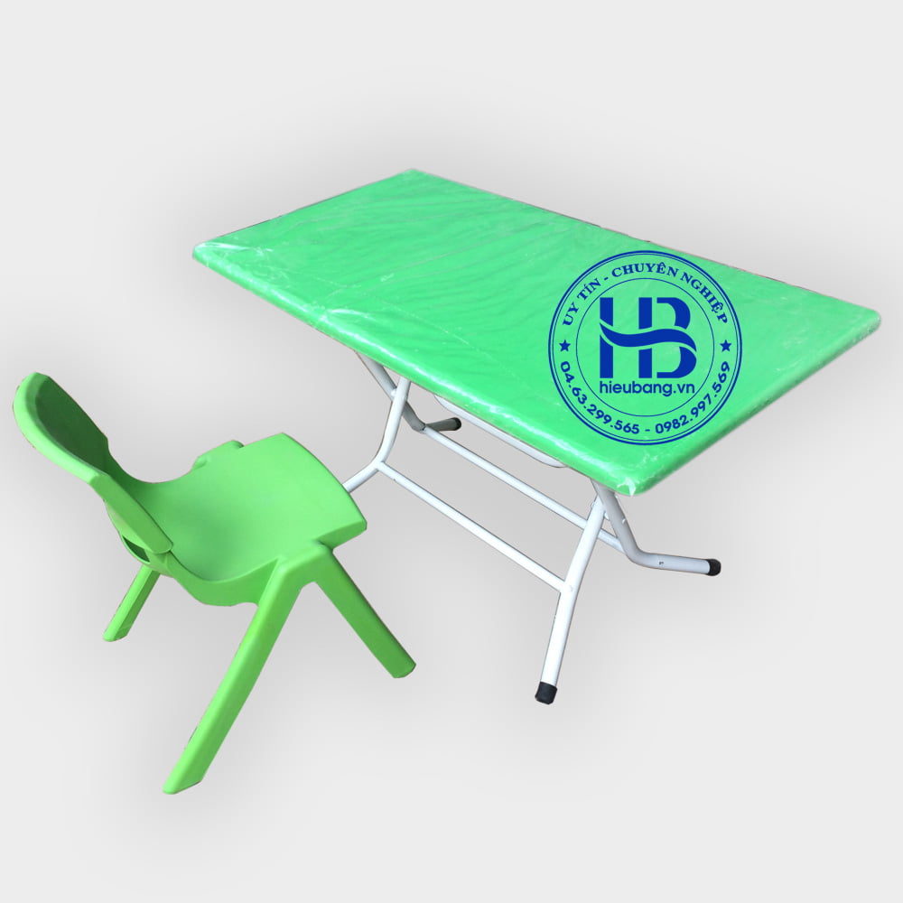 Bàn Nhựa Học Sinh Tiểu Học: Chọn Bàn Học Phù Hợp Cho Con