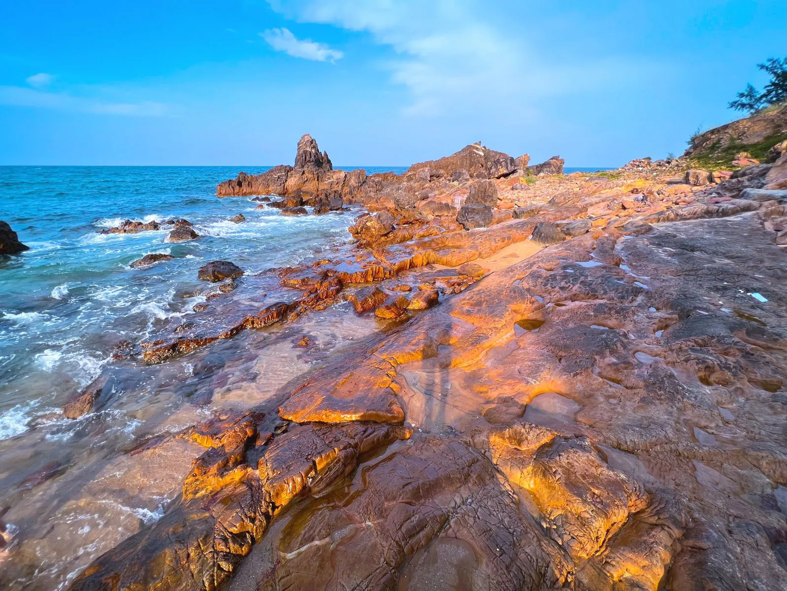 Biển Đá Nhảy Quảng Bình - Kỳ quan thiên nhiên tuyệt đẹp Gallery 2