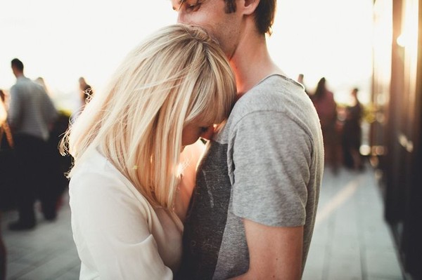 36 Câu Hỏi Giúp Hai Người Xa Lạ Yêu Nhau