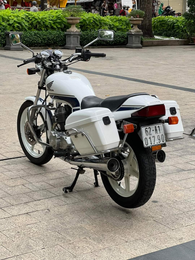 Bồ câu bao nhiêu cc?