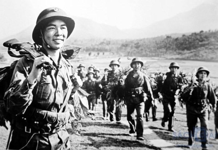 Hoàn cảnh sáng tác bài thơ Tây Tiến Gallery 1