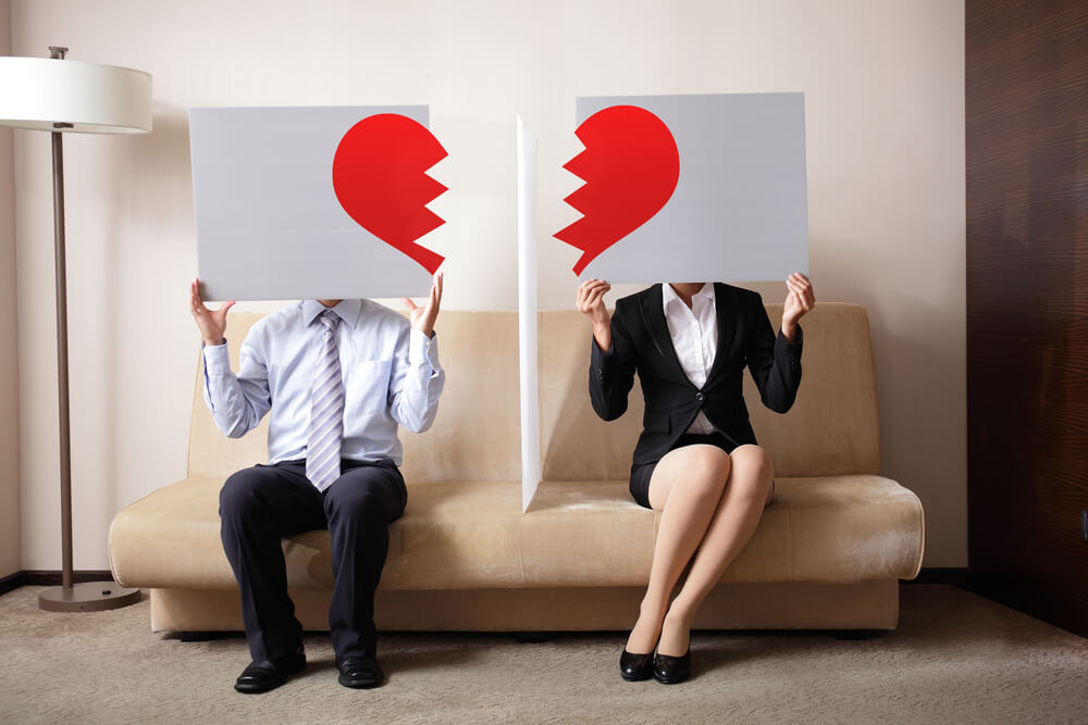 Broke Up Atau Break Up: Sự Khác Biệt Và Cách Sử Dụng