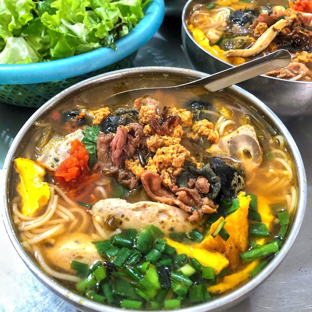 Bún Ốc Cô Lan - Địa Chỉ Ăn Uống Không Thể Bỏ Qua