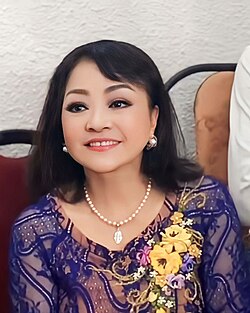 Ca Nhạc Hương Lan