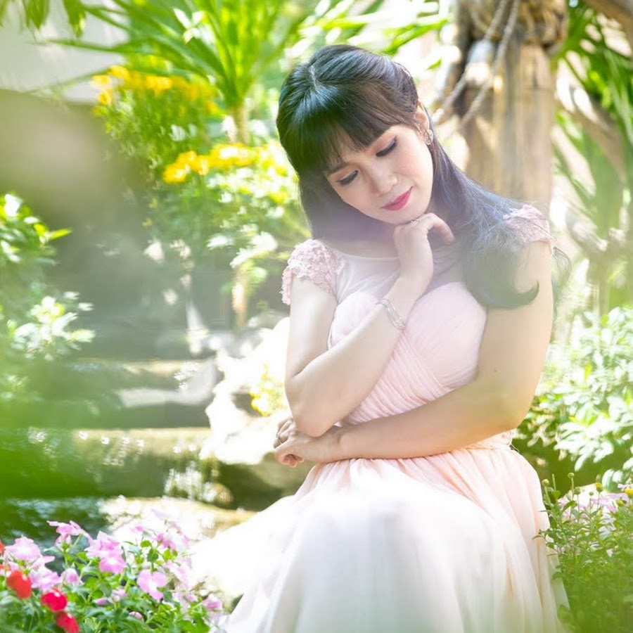 Ca sĩ Diệu Hiền - Giọng hát ngọt ngào, sâu lắng của làng nhạc Việt