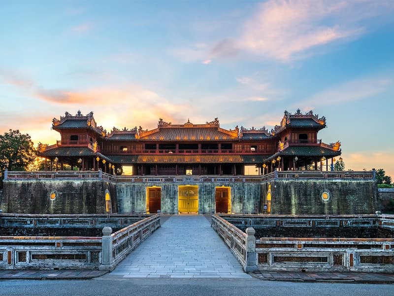 Di tích lịch sử nổi tiếng ở Việt Nam