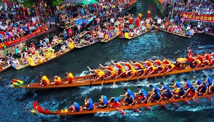 Lễ Hội Chèo Thuyền: Khám Phá Tinh Thần Đồng Đội Và Sức Mạnh Thể Chất Gallery 2