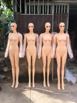Ma Nơ Canh Nữ: Sự Lựa Chọn Hoàn Hảo Cho Việc Trưng Bày Thời Trang Gallery 1