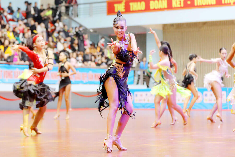Nhảy Đầm Là Gì? Gallery 1