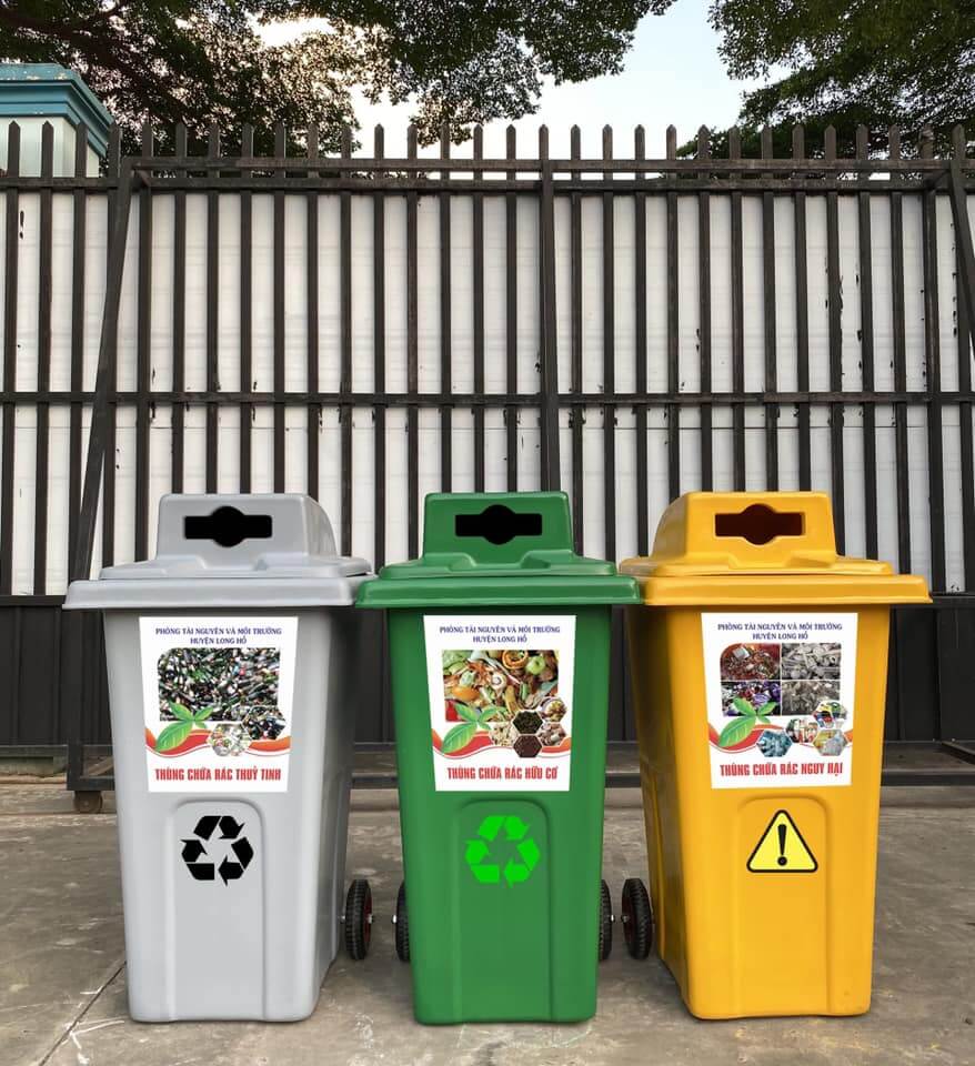 Các Loại Thùng Rác Công Cộng
