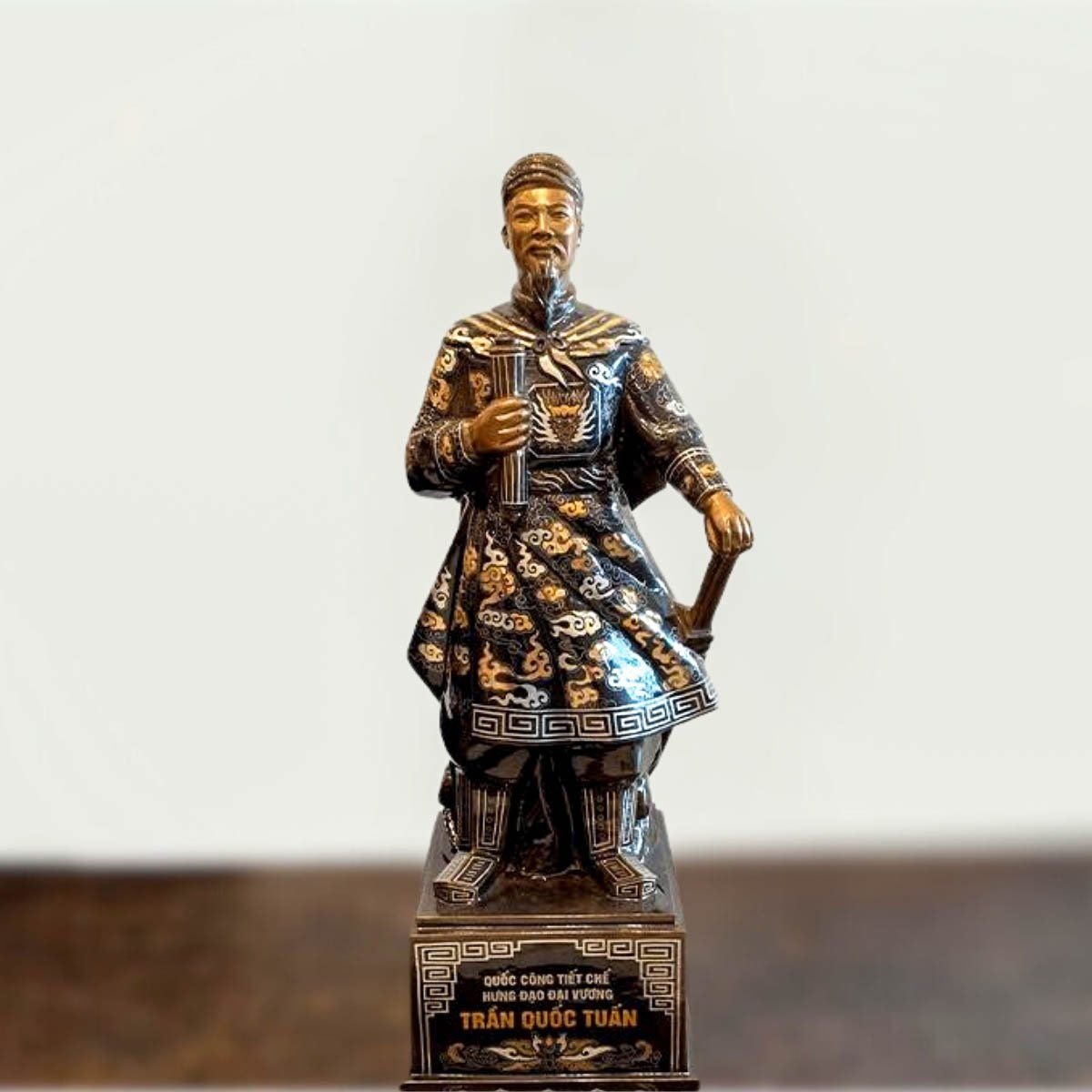 Tượng Đồng Trần Quốc Tuấn Gallery 1