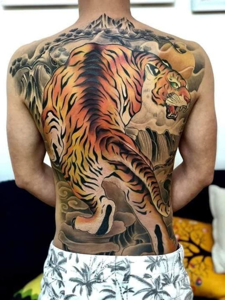 Hình Xăm Hổ Lên Núi Gallery 2