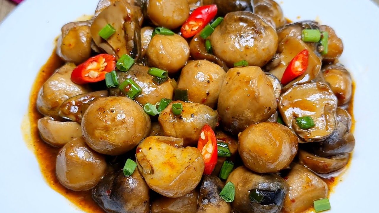 Món ngon từ nấm rơm - Khám phá hương vị đặc biệt