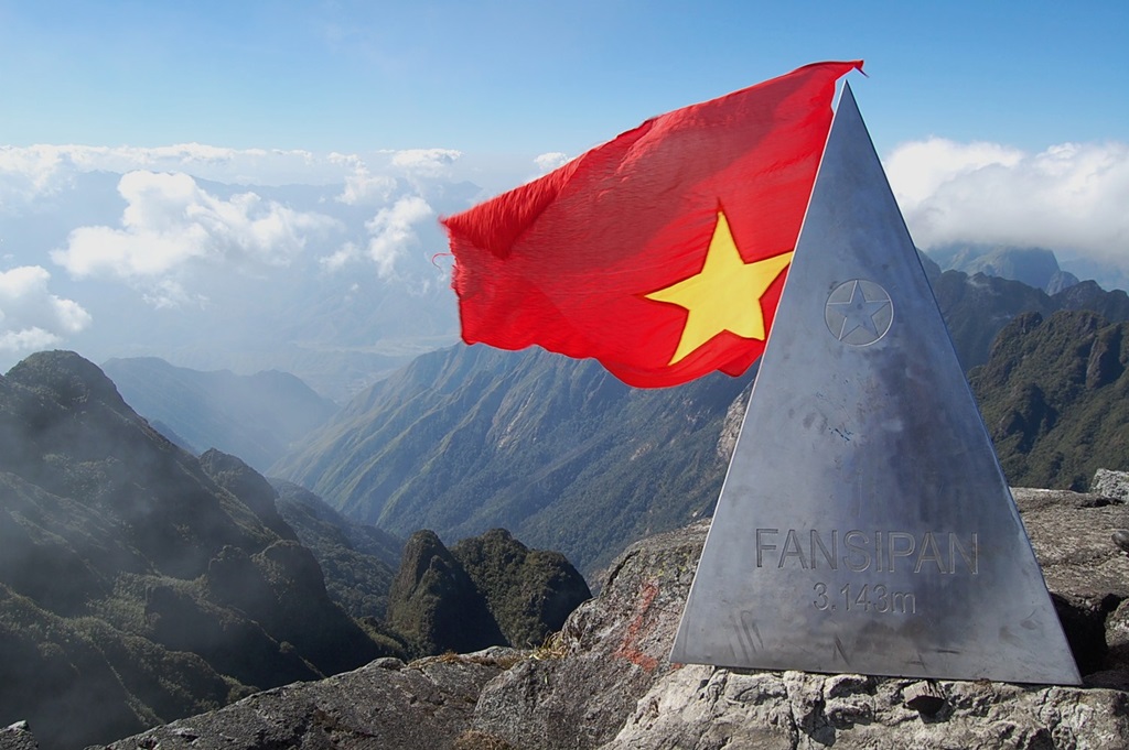 Những Ngọn Núi Tuyệt Đẹp Ở Việt Nam