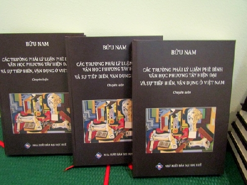 Lí Luận Văn Học Đặc Trưng Của Văn Học Gallery 1