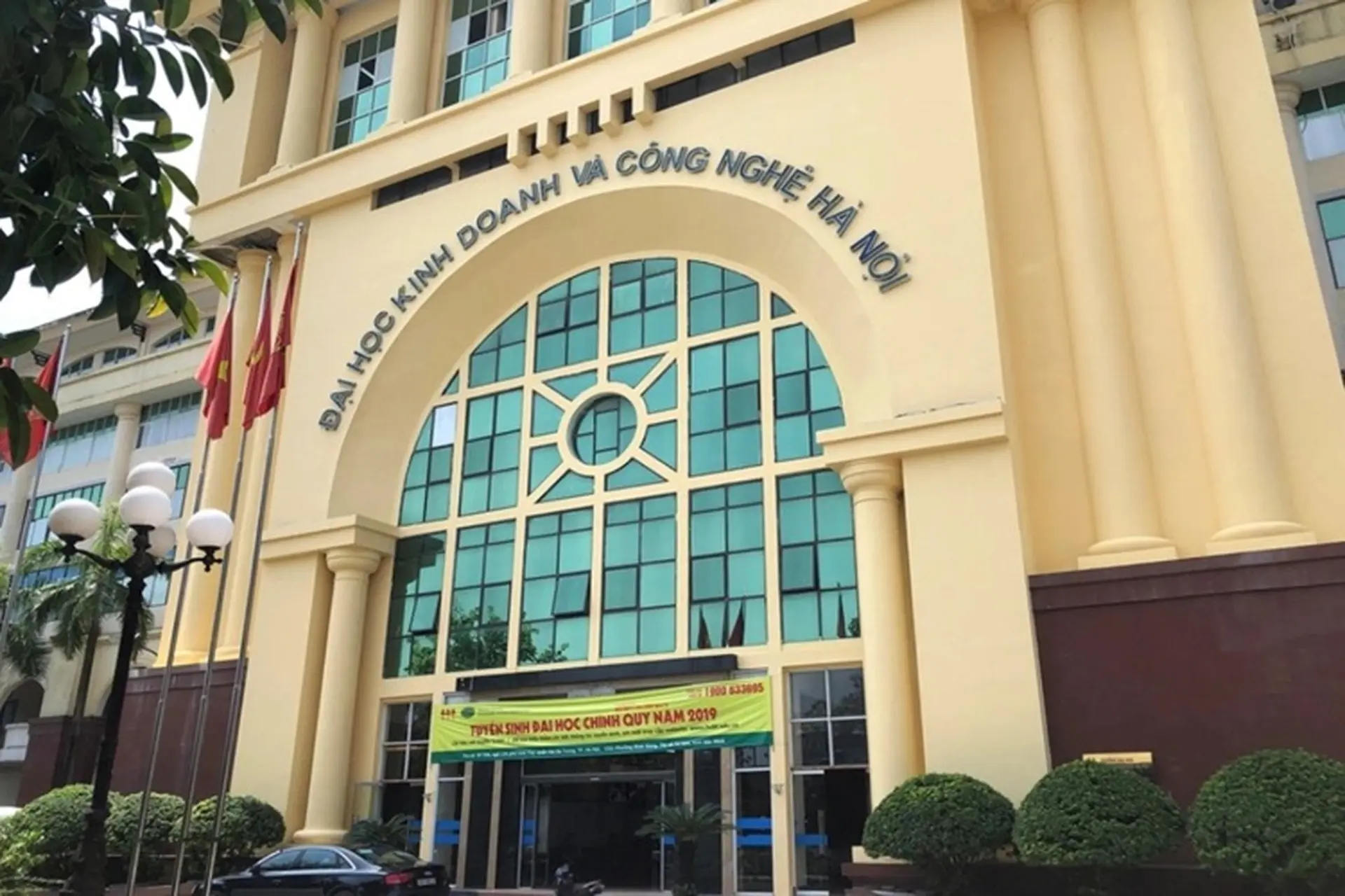 Học phí kinh doanh công nghệ là bao nhiêu? Gallery 1