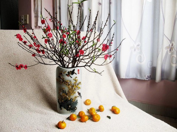 Cách Cắm Cành Đào Tươi Lâu