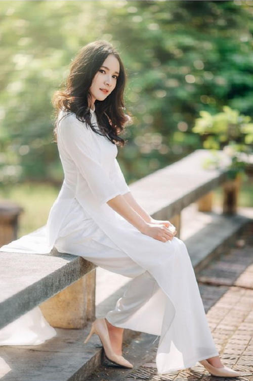 Guốc Mang Áo Dài: Bí Quyết Chọn Guốc Phù Hợp Gallery 2