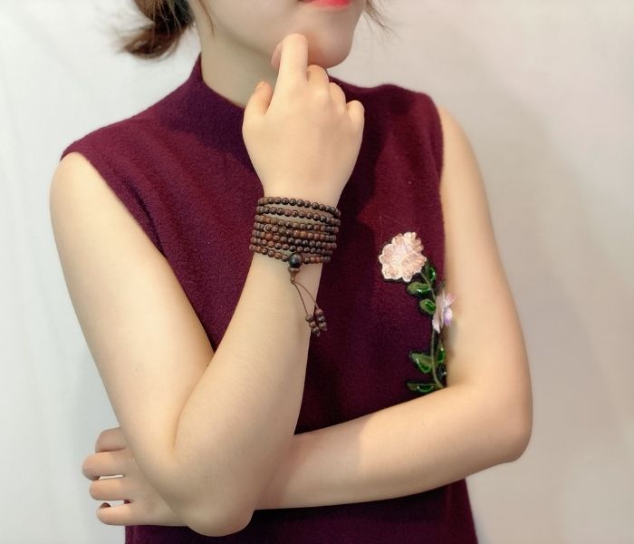 Cách Đeo Vòng Trầm Hương Đúng Cách Và Ý Nghĩa Gallery 1