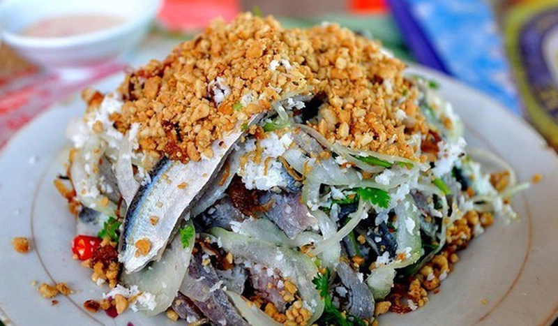 Gỏi Cá Trích Cô Tư Gallery 2