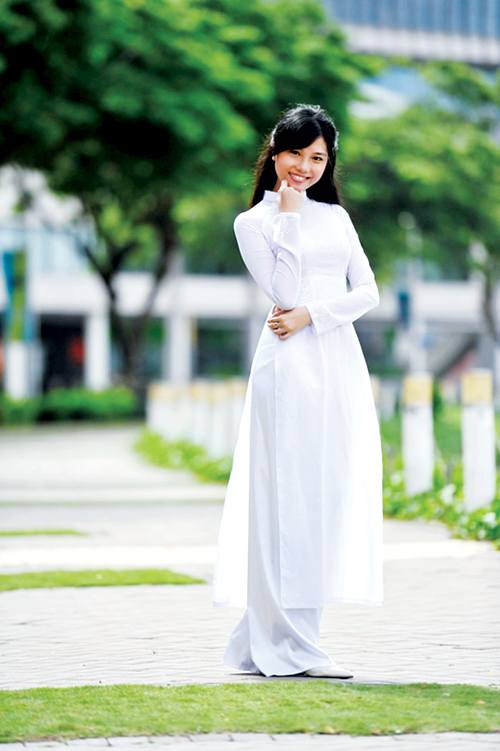 Cách Mặc Áo Dài Đẹp Cho Học Sinh
