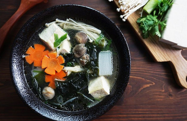 Cách Nấu Canh Rong Biển Chay Ngon Đơn Giản Tại Nhà