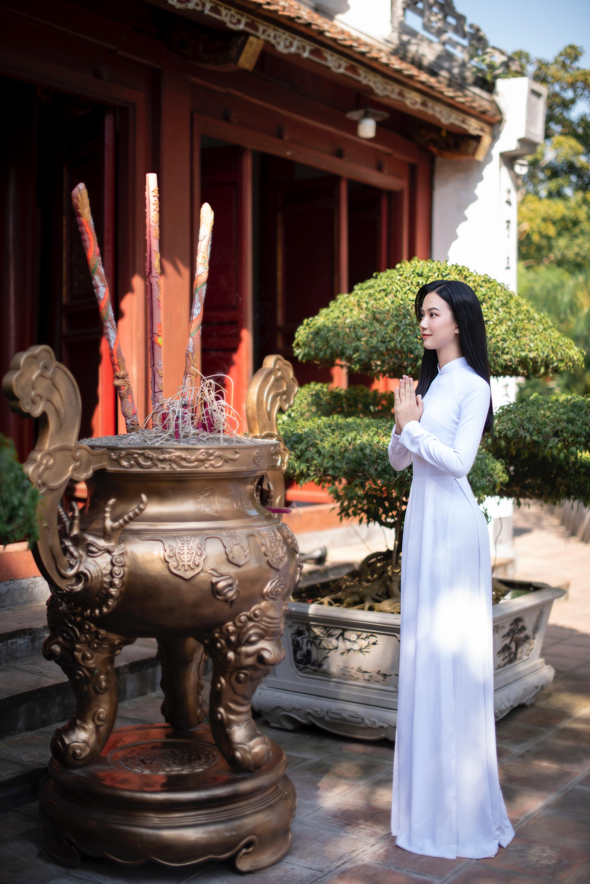 Sống Tức Là Thực Hiện Một Cuộc Hành Trình Không Thể Trì Hoãn Gallery 2