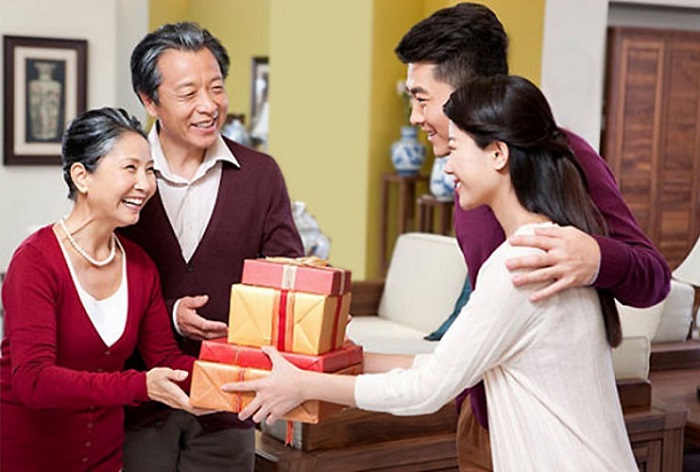 Cách Xưng Hô Khi Ra Mắt Nhà Bạn Trai: Hướng Dẫn Chi Tiết Gallery 1