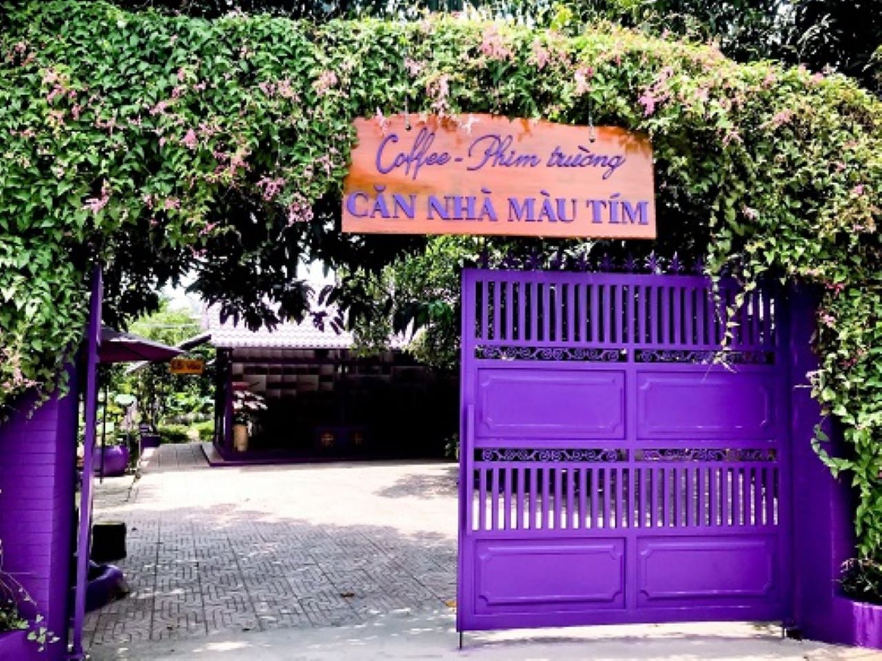 Căn nhà màu tím ở Cần Thơ đường nào?