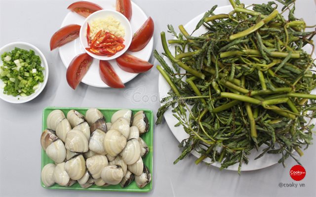 Canh Chua Rau Nhút