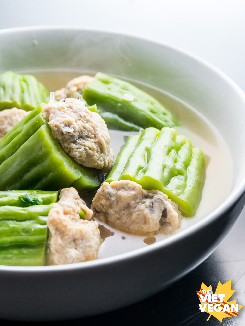 Canh khổ qua chay ngon đơn giản tại nhà